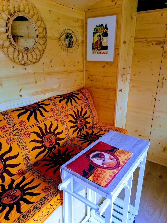 Nimes En Garrigues Bed & Breakfast Екстериор снимка