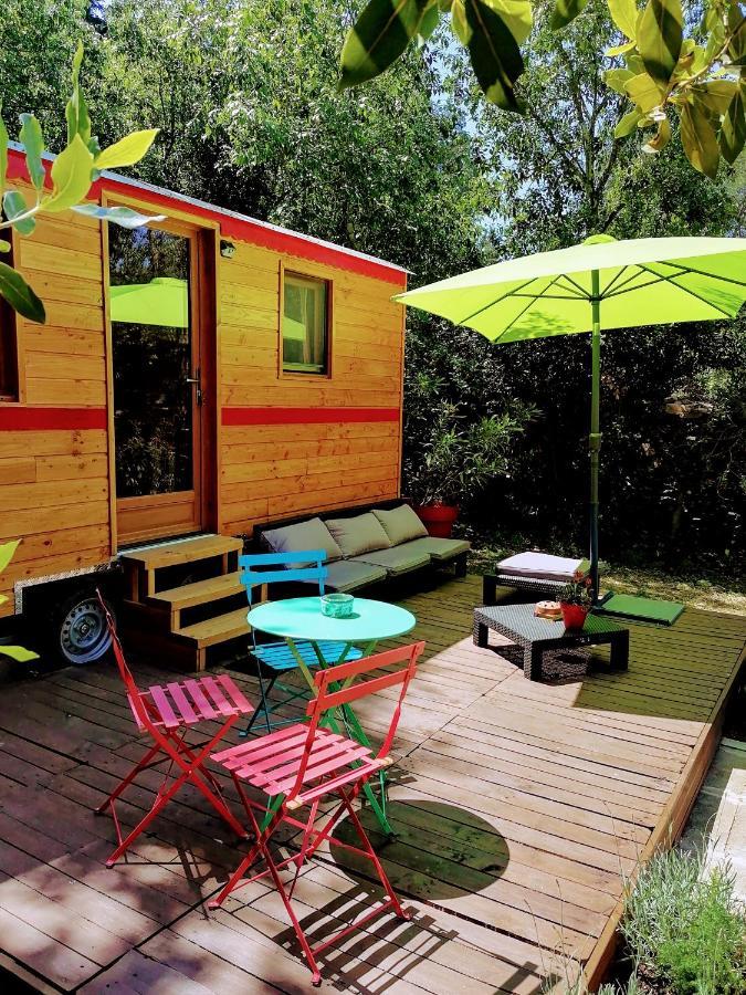 Nimes En Garrigues Bed & Breakfast Екстериор снимка