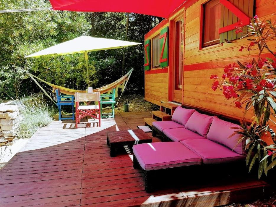 Nimes En Garrigues Bed & Breakfast Екстериор снимка