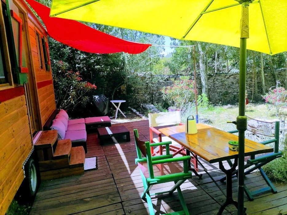 Nimes En Garrigues Bed & Breakfast Екстериор снимка